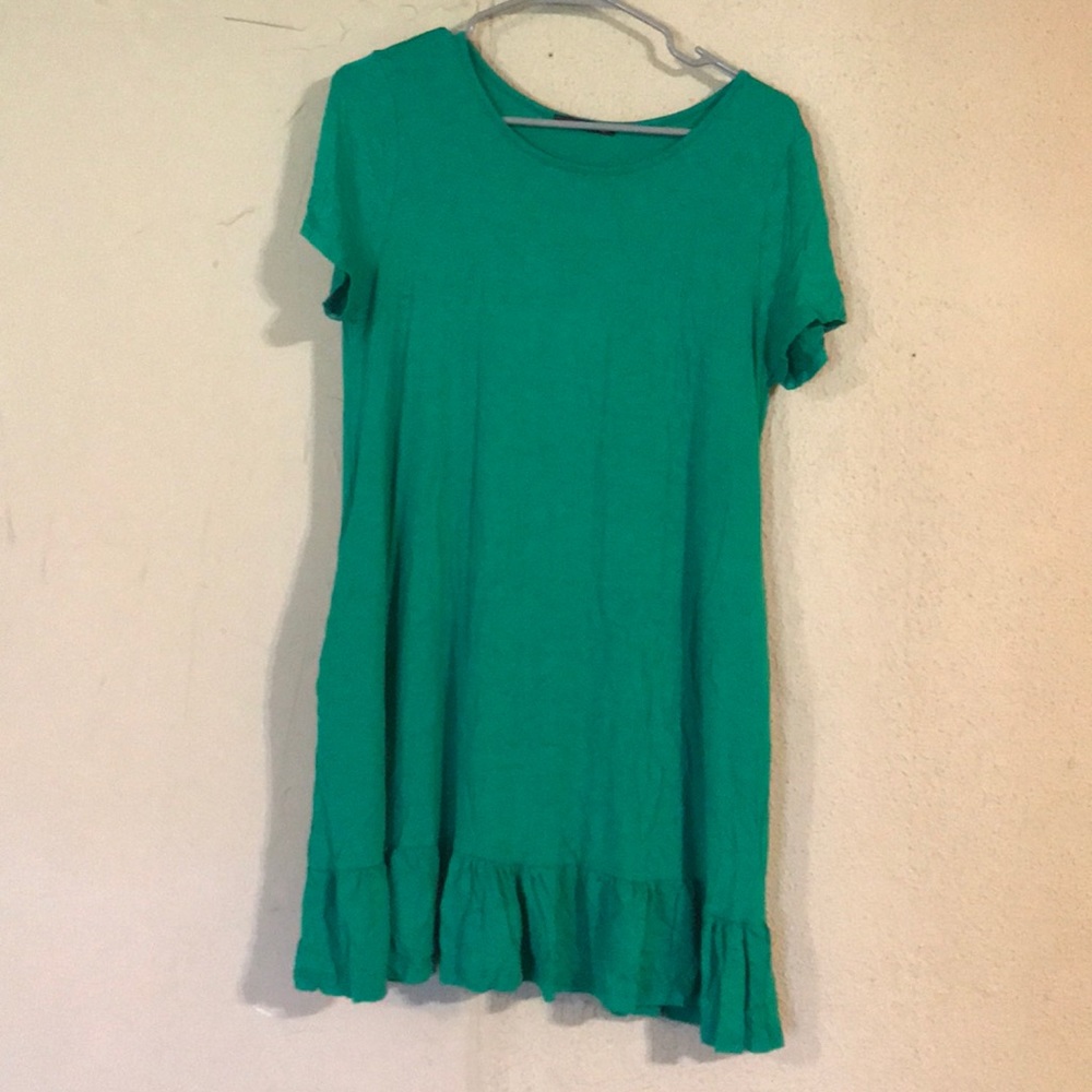 Super cute green tunic!